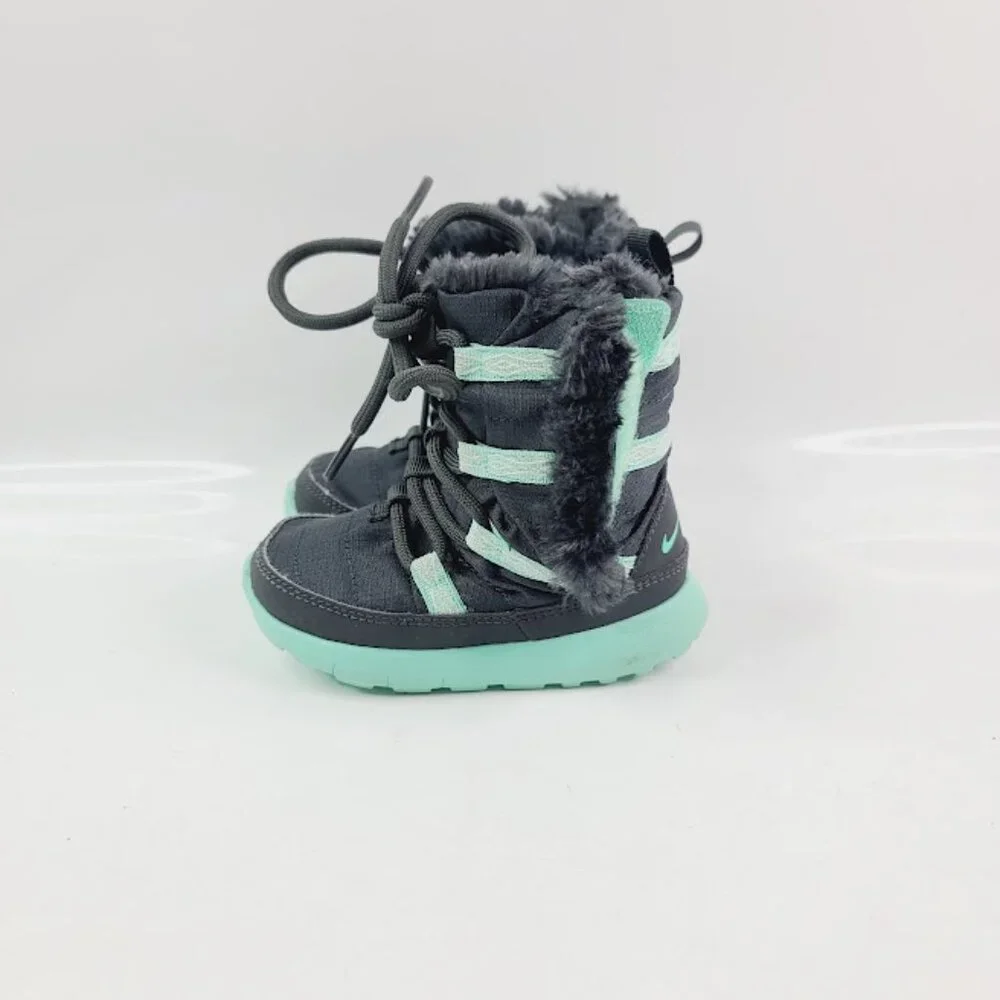 Nike Boy's Green Black Roshe One Hi 859416-002 Mid-Calf Winter Snow Boot Size 6C